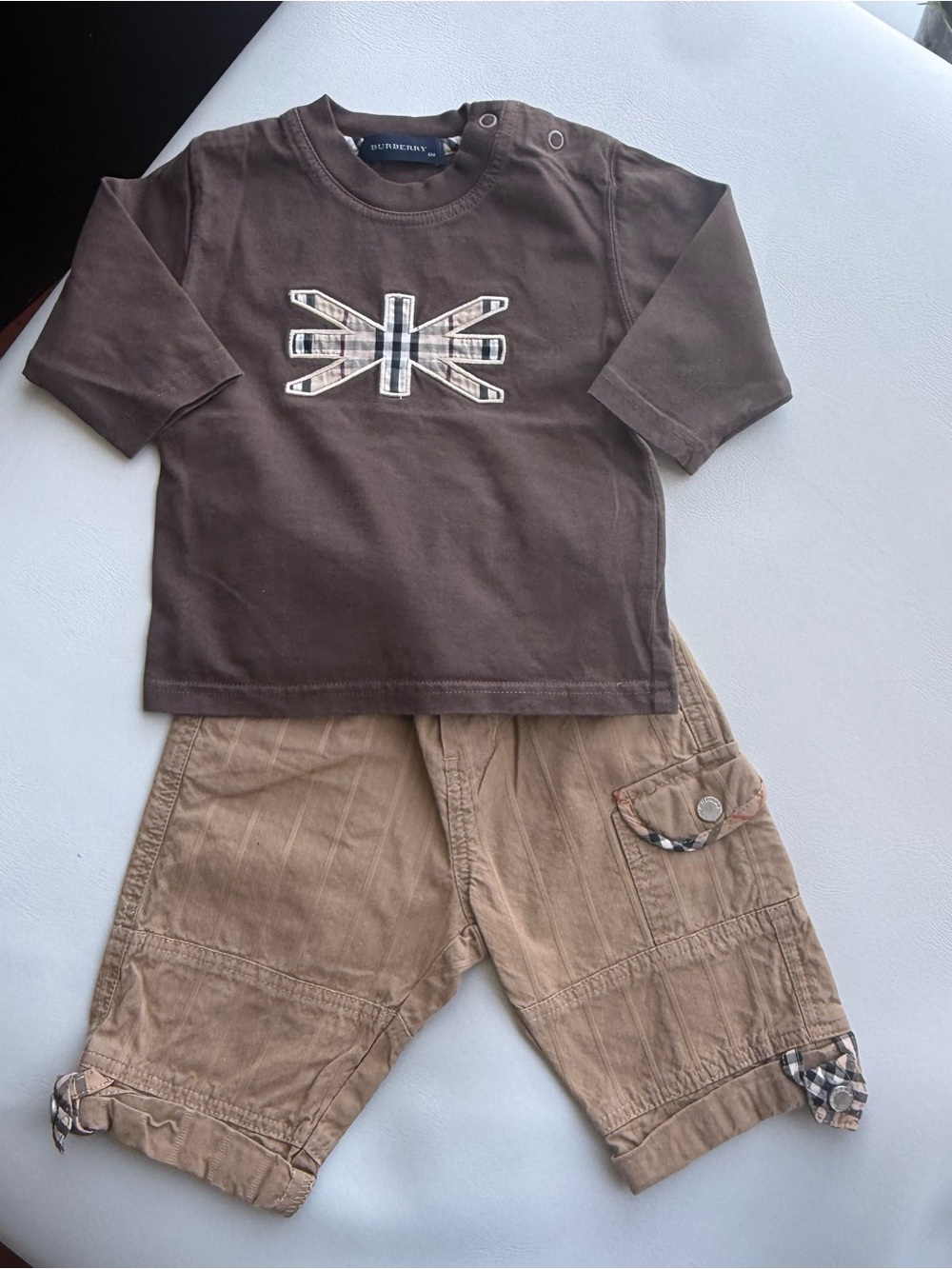 Burberry Baby kid set top shirt flag + pants elastic jean 3/6 months beige